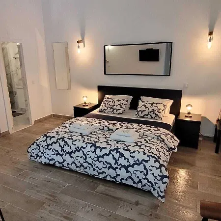Casa de hóspedes Village 3*