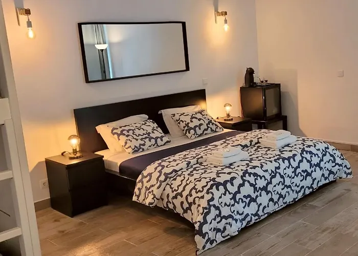 Village Gæstehus 3*