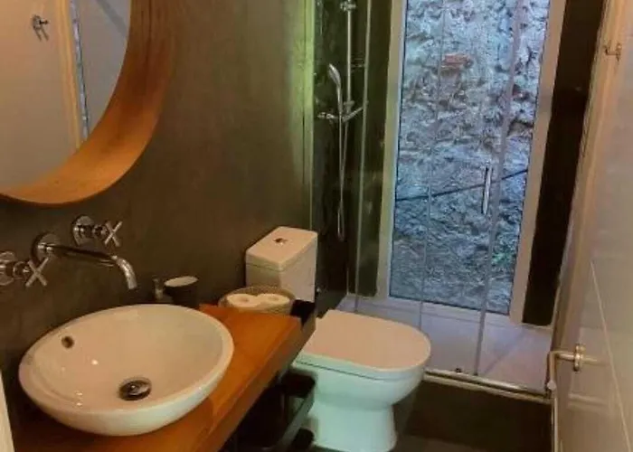 Village Gæstehus 3*